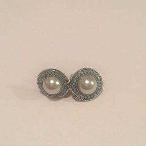 Beautiful Pearl and Turquoise Fashion Earrings